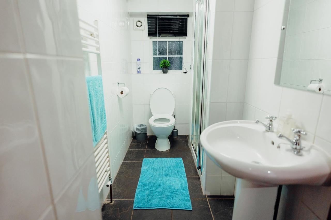 The Bakehouse - Cosy Conversion With Outdoor Sauna Tenby Exterior photo